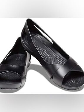 Crocs Serena Flat (SKU 9335406)
